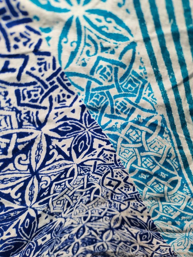 BATIK kleed met franje voor tafel/wand, Ophalen of Verzenden