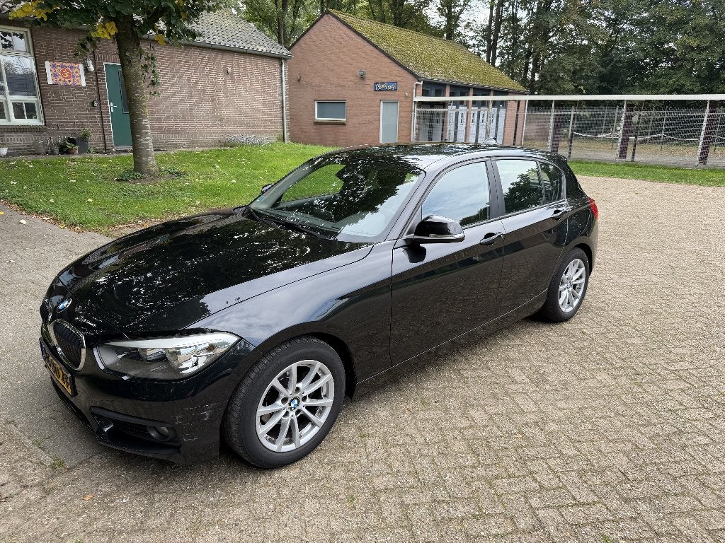BMW 116d EDE | 2de eigenaar | Logisch | Onderhoud compleet, Auto's, 1-Serie, Zwart, Origineel Nederlands, Particulier