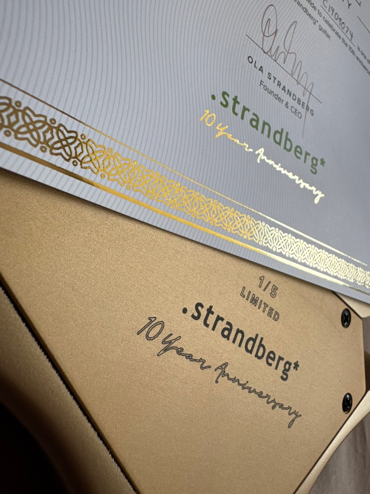 Strandberg Boden10th Ann. Gold 1/5 Limited ed. + Certificaat, Muziek en Instrumenten, Ophalen, Zo goed als nieuw, Solid body, Overige merken