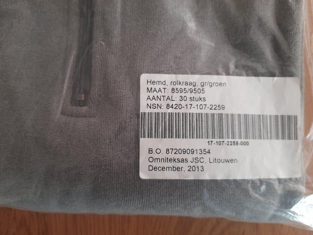 kleding militair, Verzamelen, Militaria | Algemeen, Ophalen of Verzenden, Landmacht, Nederland, Kleding of Schoenen
