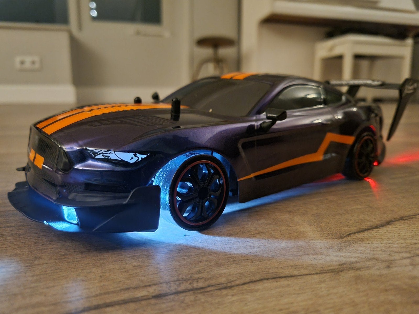 Drift auto, Ophalen of Verzenden, Overige schalen, Auto offroad