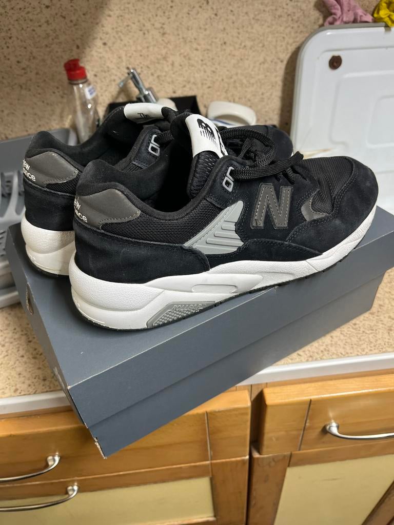 New Balance 580 sneakers, maat 44, Kleding | Heren, Schoenen, Verzenden, Gedragen, Zwart, Sneakers of Gympen
