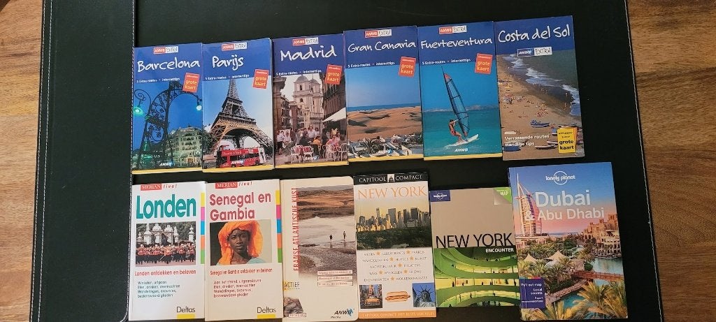 Reisgidsen van: barcelona, costa del sol, franse kust, Boeken, Europa, Ophalen of Verzenden, Zo goed als nieuw, Reisgids of -boek