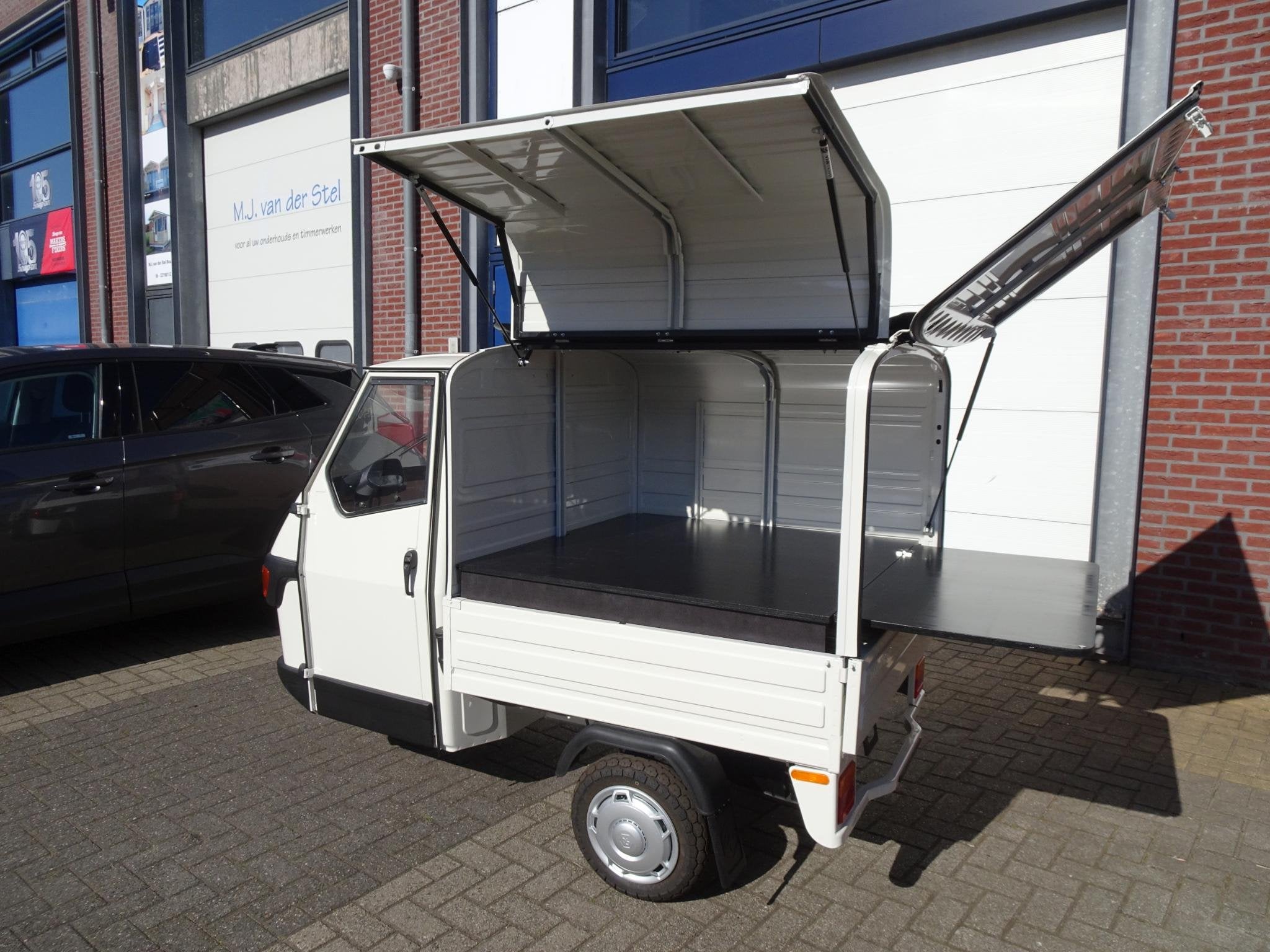 Piaggio Ape 50 Ape 50 Van 1x zijklep en werkblad(FOODTRUCK/R, Gebruikt, Overige merken