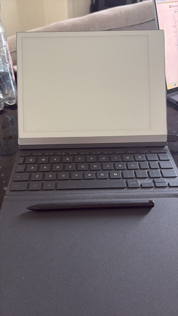 eMarkable 2 + Marker Plus + Type Folio – complete set, zgan, Computers en Software, Tekentablets, Ophalen, Zo goed als nieuw, Draadloos