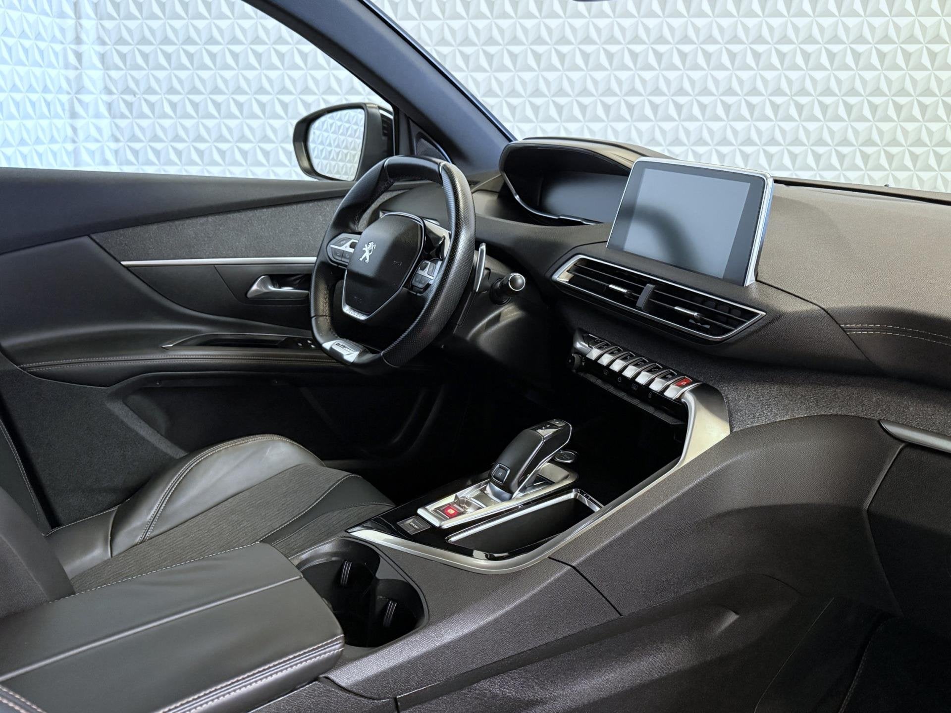 Peugeot 5008 1.6 BlueHDI Blue Lease GT-Line AUTOMAAT (2018), Gebruikt, Euro 6, 4 cilinders, Parkeersensor