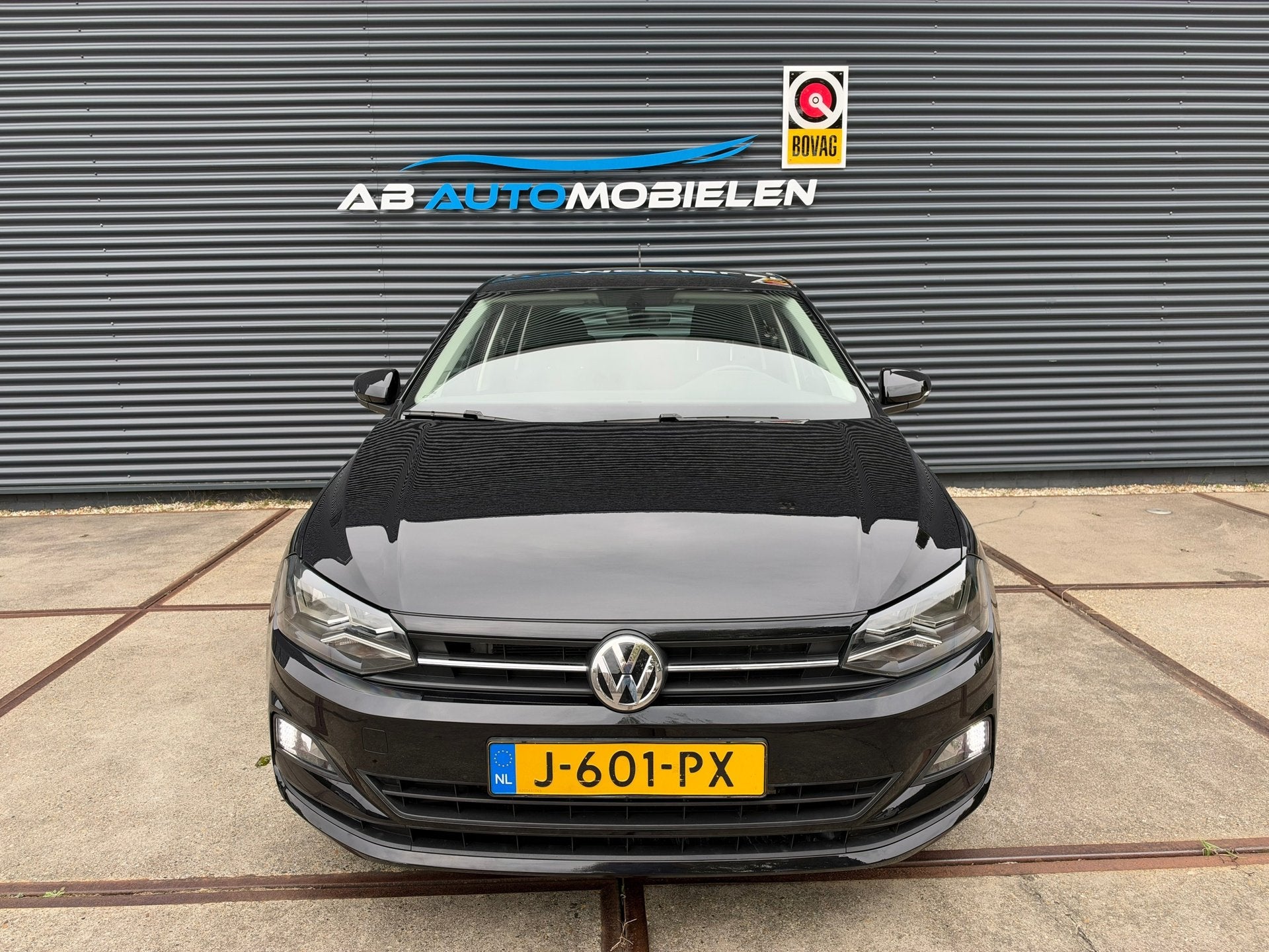 Volkswagen Polo 1.0 TSI Comfortline AUTOMAAT/ CARPLAY, Auto's, Dealer onderhouden, Gebruikt, Euro 6, 95 pk