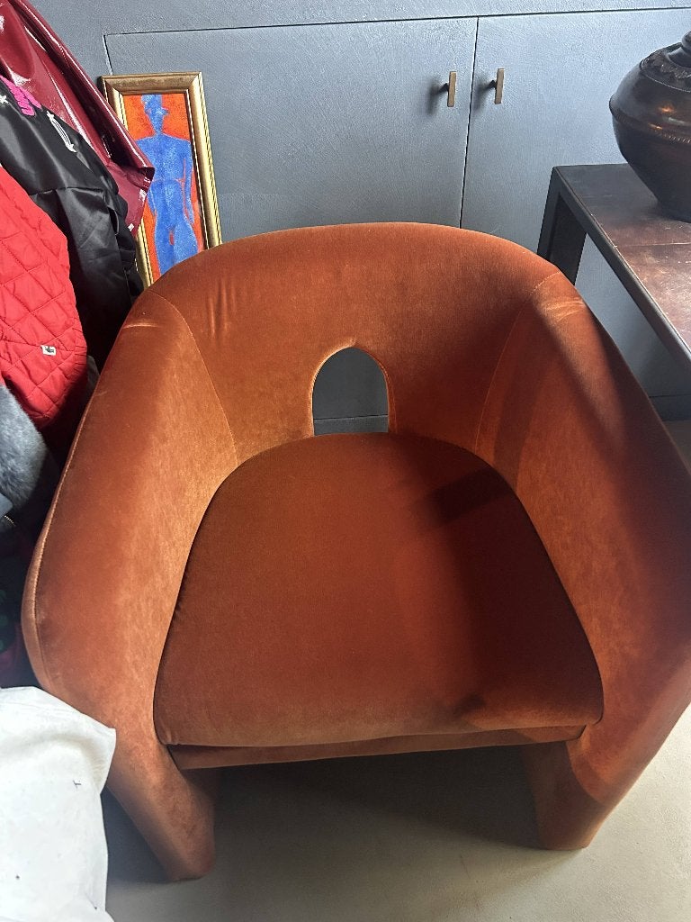 Comfortabele oranje fauteuil van Maison Du Monde, Huis en Inrichting, Ophalen, Modern, Comfortabel, Uniek, 75 tot 100 cm, Zo goed als nieuw