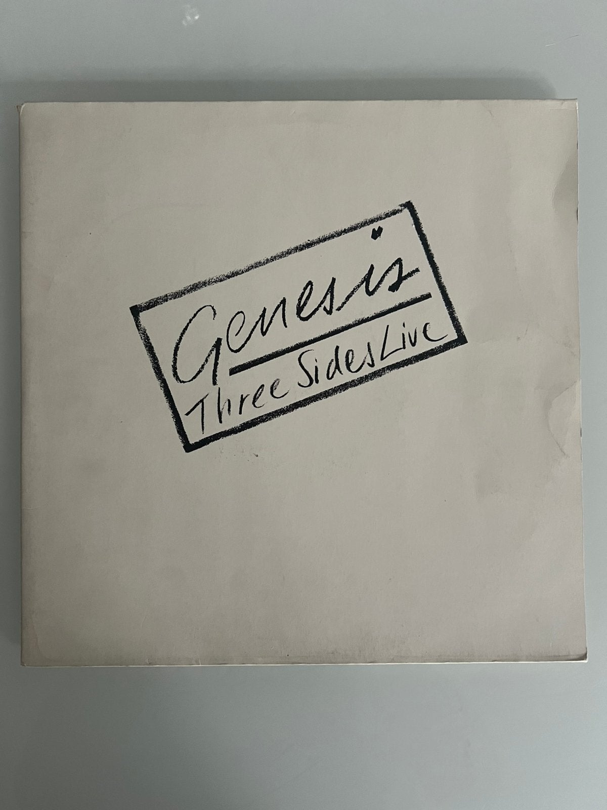 Genesis Three aides live LP, Verzenden, Zo goed als nieuw, 12 inch, Poprock