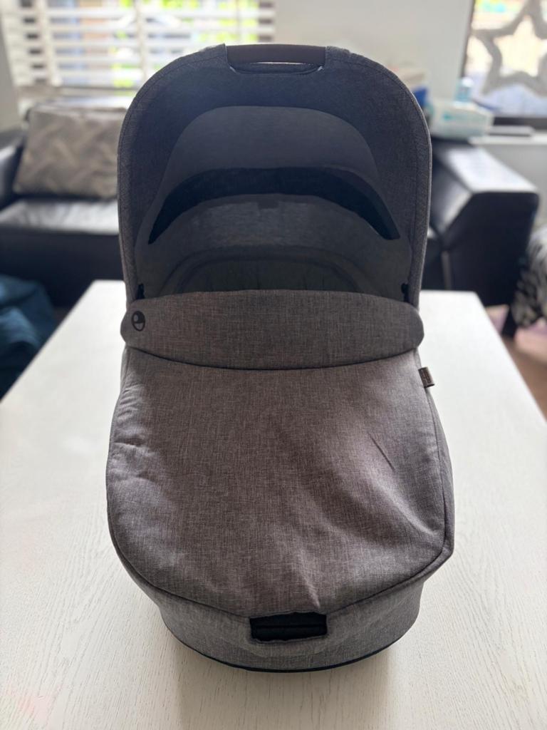 Easywalker Reiswieg met matras en regenhoes - Z.G.A.N., Zo goed als nieuw, Met reiswieg, Ophalen, Kinderwagen