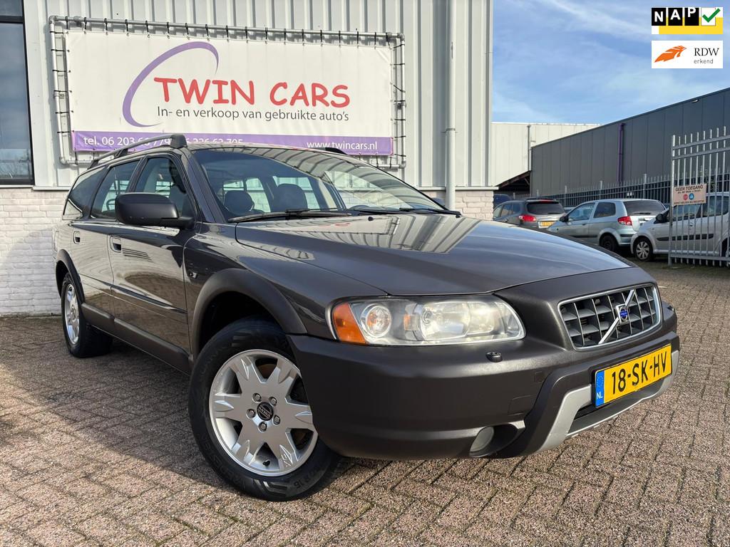Volvo XC70 2.5 T Summum LEER AIRCO YOUNGTIMER, Auto's, Volvo, Bruin, 1618 kg, XC70, 2521 cc
