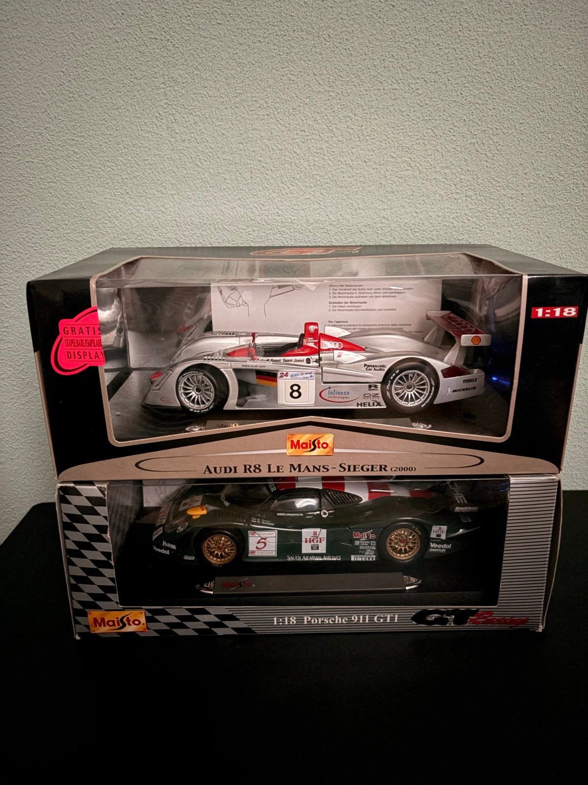 Maisto 1/18 Le Mans Modelauto's: Audi R8 & Porsche 911 GT1, Ophalen, Zo goed als nieuw, Auto, Maisto