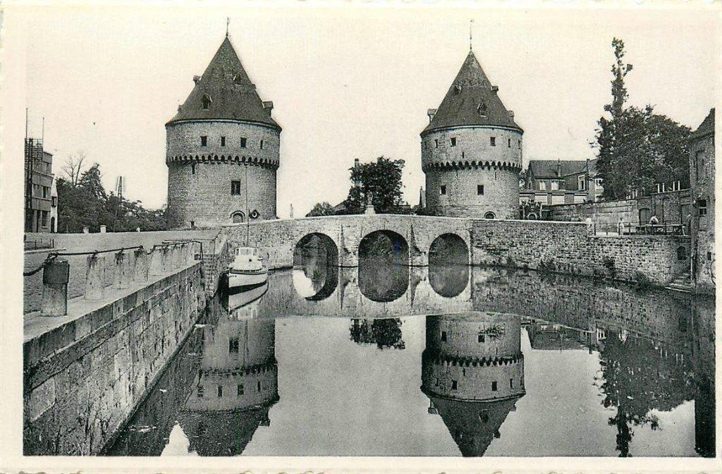 701-500-015 Kortrijk De Broeltorens, Verzenden, Voor 1920, Overig Europa