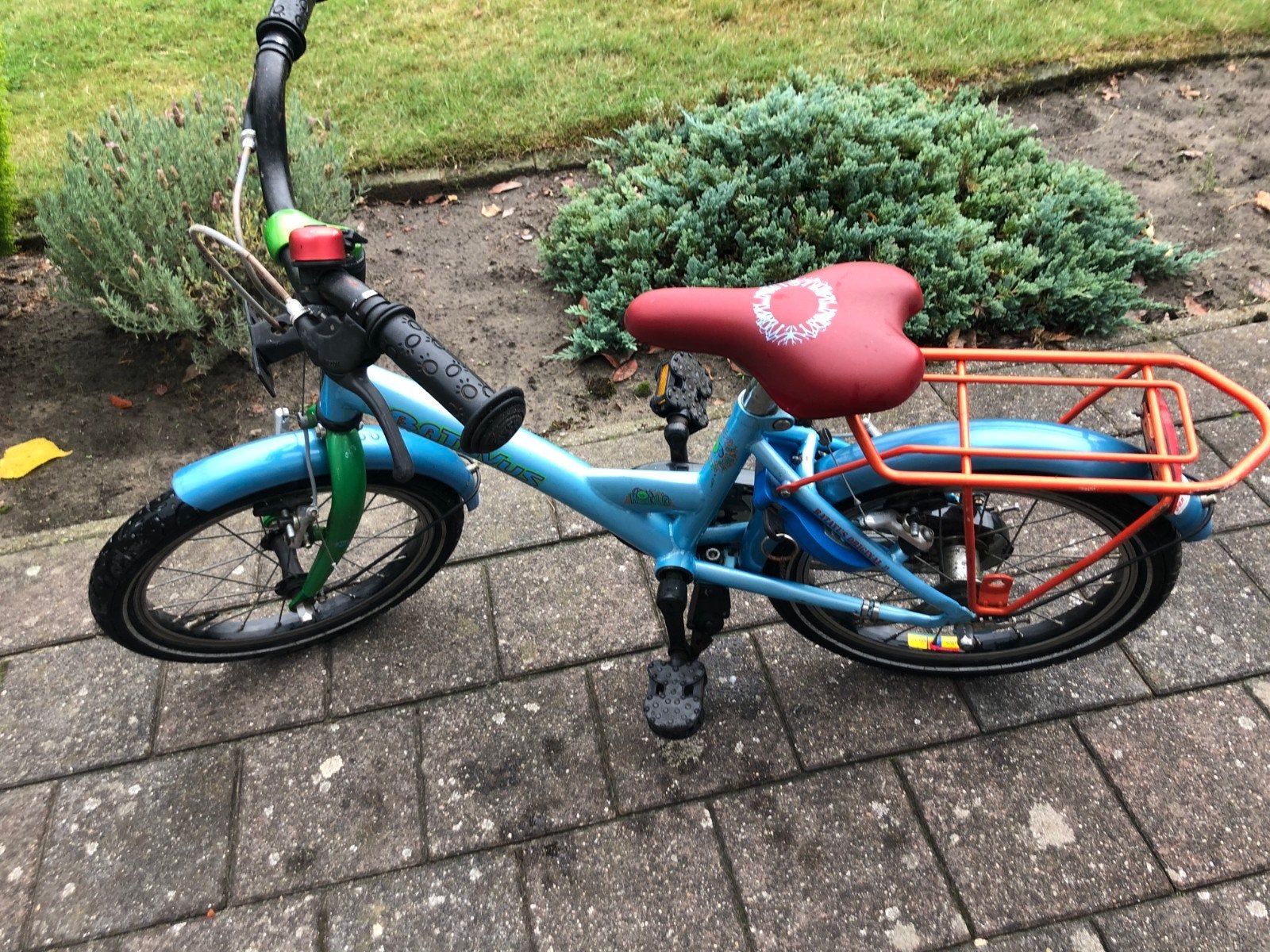 Batavus kinderfietsje 16inch, Ophalen, Terugtraprem, Zijwieltjes, Batavus
