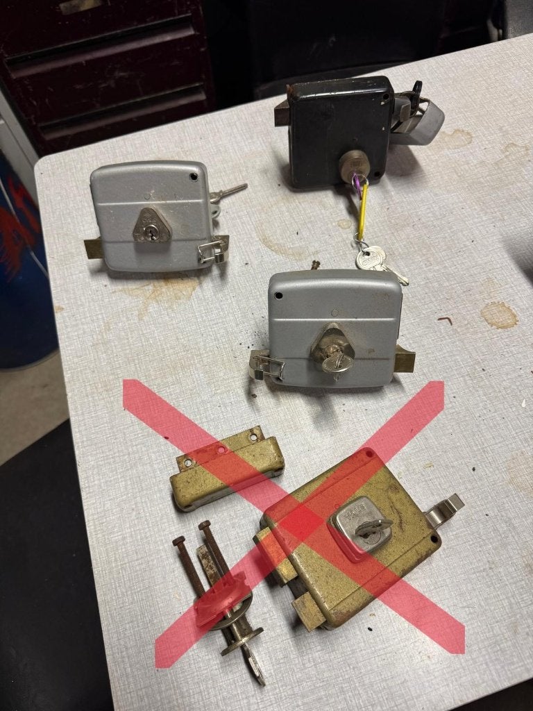 Oplegslot voordeur, Ophalen, Overige materialen, Gebruikt, Minder dan 100 cm