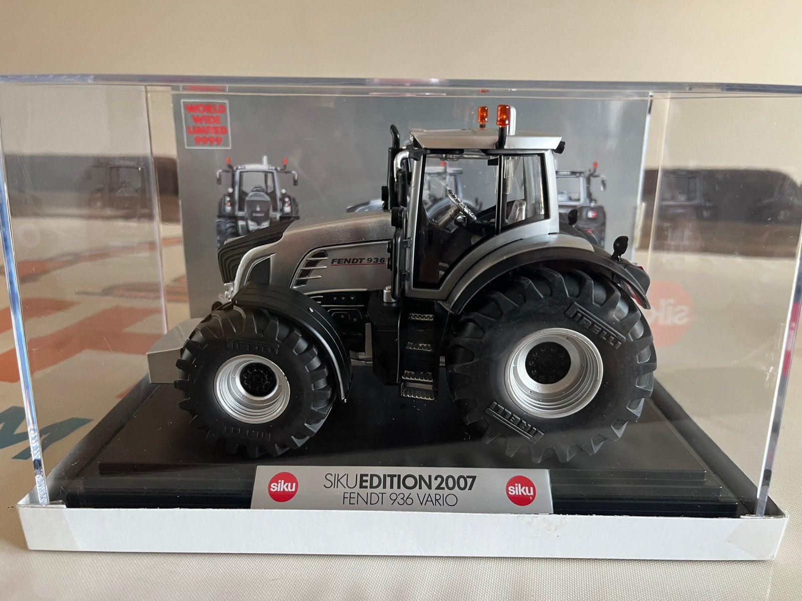 Fendt 936 Vario trekker Zilverlijn Siku 4438 Nieuw Limited, Ophalen of Verzenden, Nieuw, Tractor of Landbouw, SIKU