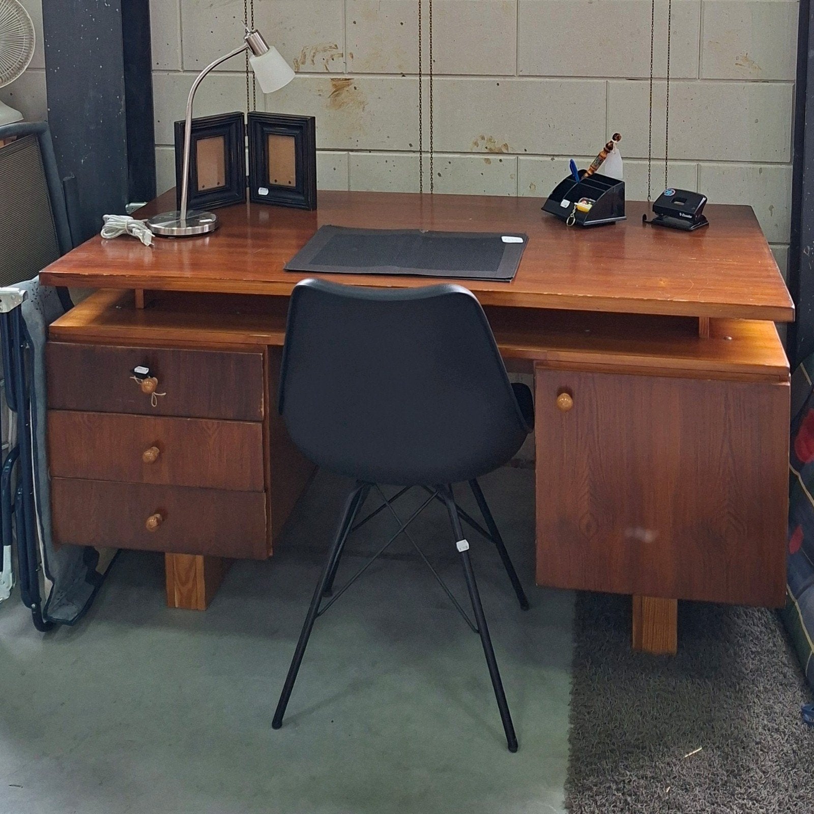 Grenen bureau | 140x70x76 cm | vintage bureau, Ophalen, Gebruikt, Hout, Bruin