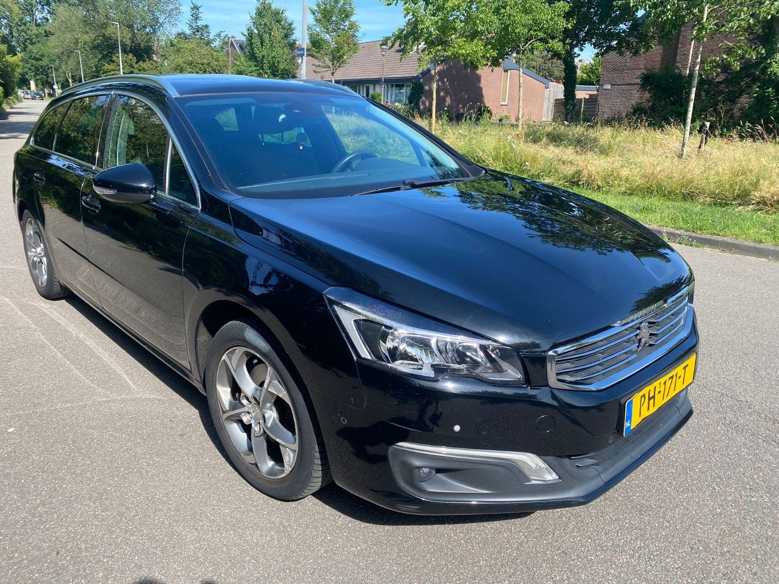 Peugeot 508 1.6 E-thp 121KW/165PK SW AT6 2017 Zwart, Auto's, Peugeot, Stof, 164 pk, 4 cilinders, Zwart