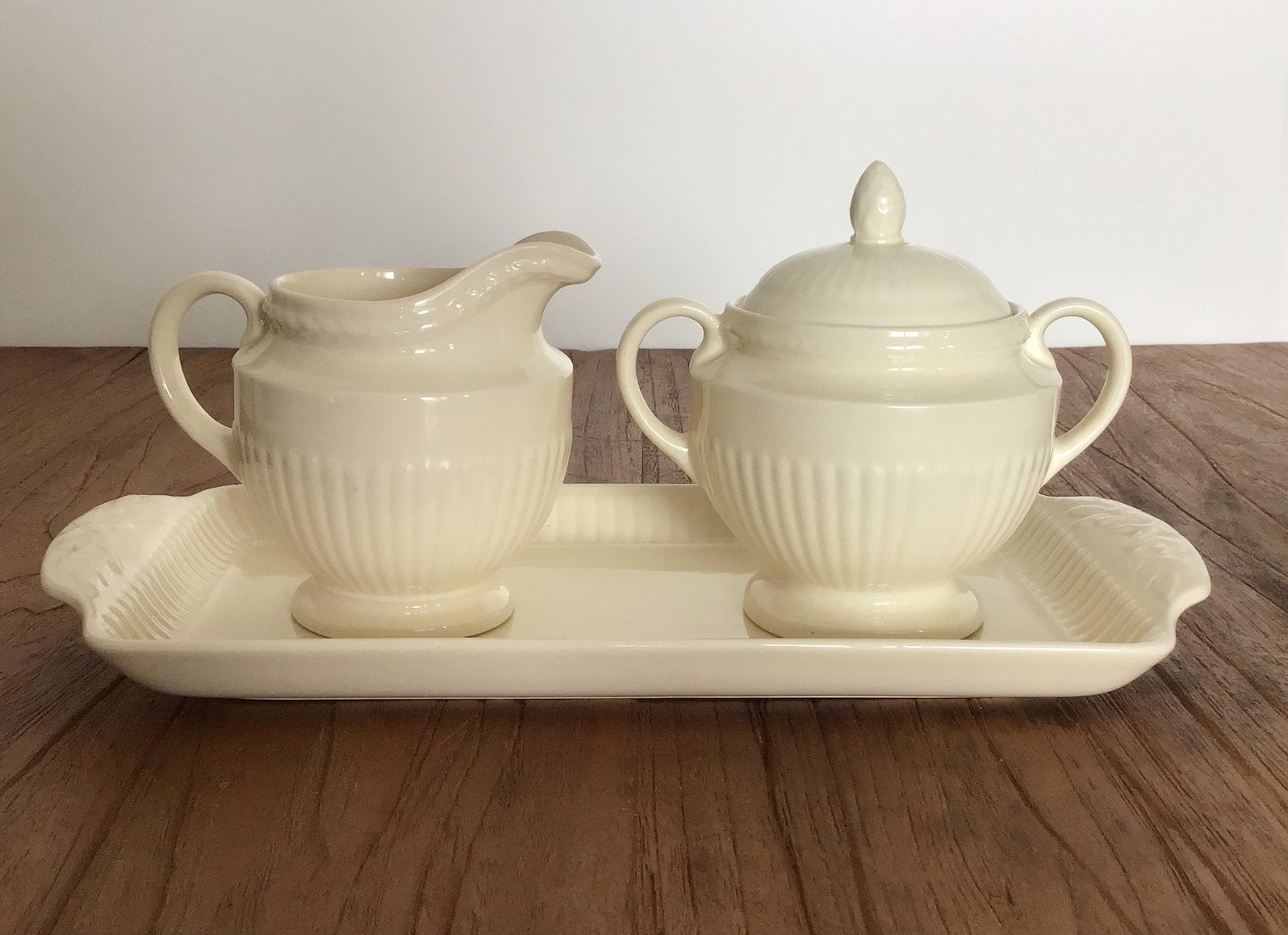 Roomstel Wedgwood Edme suikerpot melkkan schaal - NIEUW, Huis en Inrichting, Klassiek, Nieuw, Ophalen of Verzenden, Wedgwood