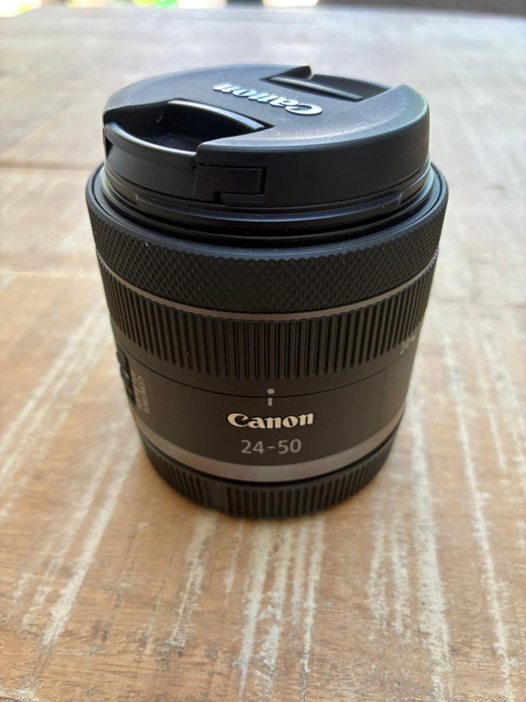 Vakantielens de Canon RF 24 - 50 mm F4.5-6.3, Ophalen of Verzenden, Zo goed als nieuw, Standaardlens