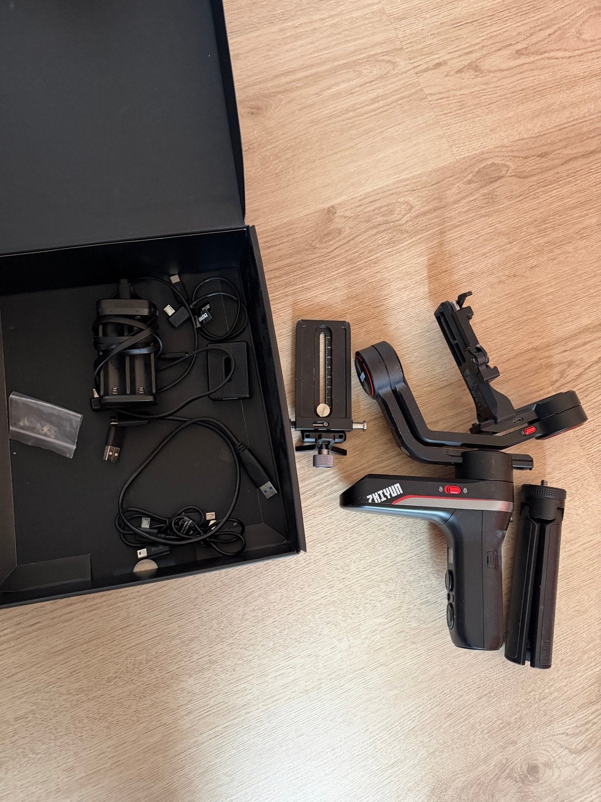Zhiyun handheld camera gimbal - Goede staat, 1 onderdeel def, Overige merken, Gebruikt, Overige typen, Overige soorten