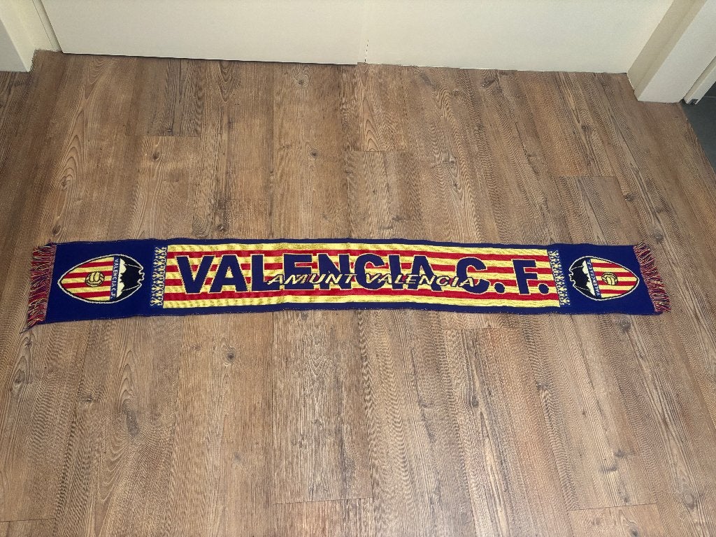 Valencia C.F. Supporterssjaal, Ophalen of Verzenden, Nieuw, Buitenlandse clubs, Vaantje of Sjaal