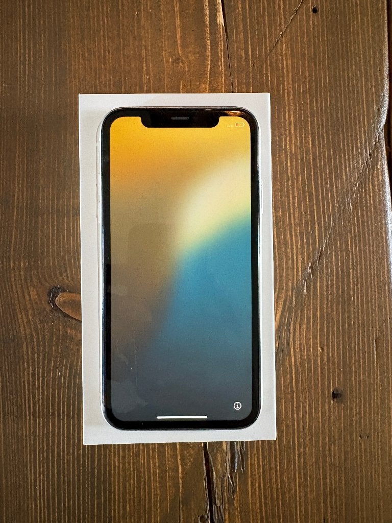 iPhone 11 White 128 GB, Wit, 81 %, Zonder simlock, Zonder abonnement