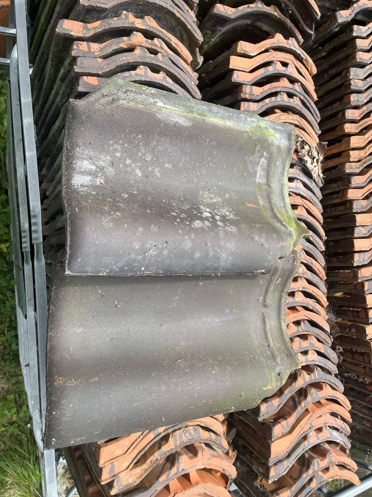 1900 gebruikte dakpannen ovh WD&S en 80 bijpassende vorsten, Ophalen, Gebruikt, 15 m² of meer, Dakpannen