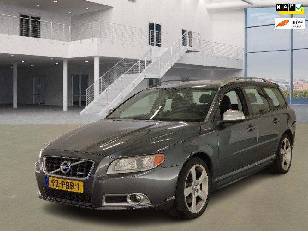 Volvo V70 2.0T R-Edition AUTOMAAT AIRCO CRUIS LEDER NAVI PDC, Euro 5, 4 cilinders, 203 pk, Zilver of Grijs