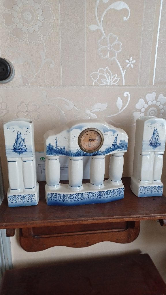 oud klok set, Ophalen