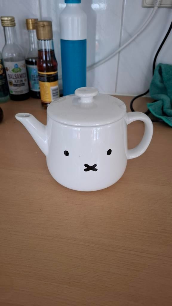 Nijntje theepot - Wit keramiek, Ophalen