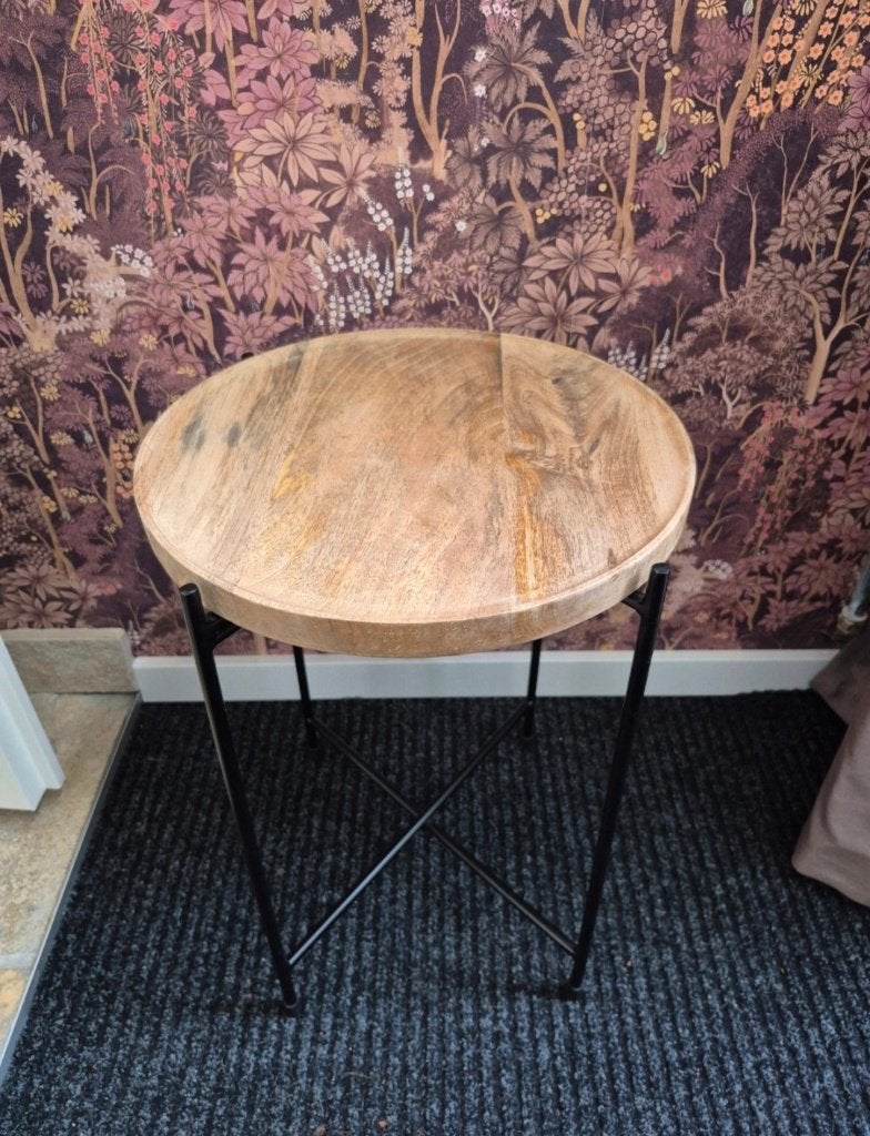 Plantentafel / bijzettafel, Minder dan 55 cm, Rond, Zo goed als nieuw, Ophalen