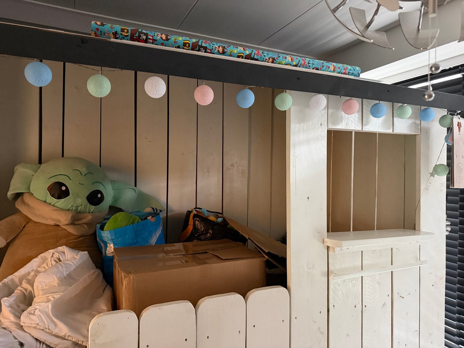 Uniek IKEA Stapelbed omgebouwd tot slaap speelhuisje, Ophalen, Gebruikt, 90 cm, Tweepersoons
