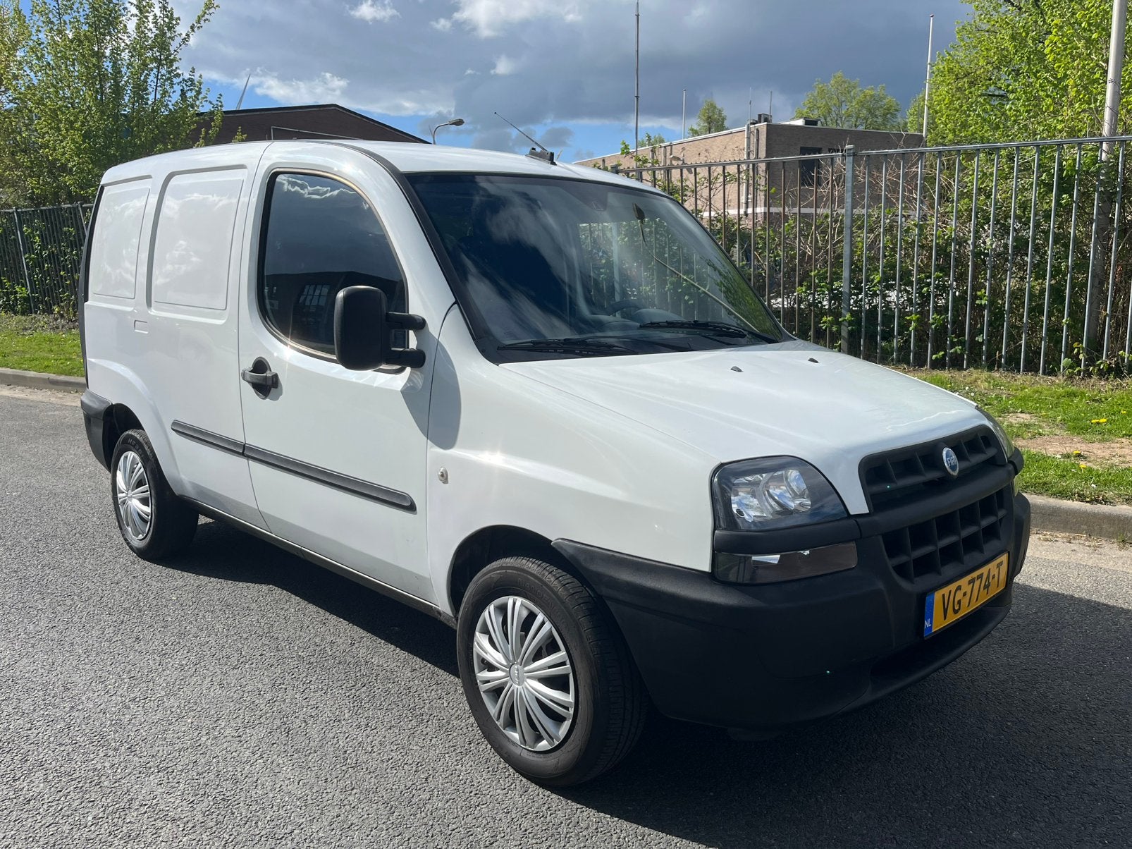 Fiat doblo 1.2 met stuurbekrachtiging, Auto's, Voorwielaandrijving, Stof, 1242 cc, 61 pk