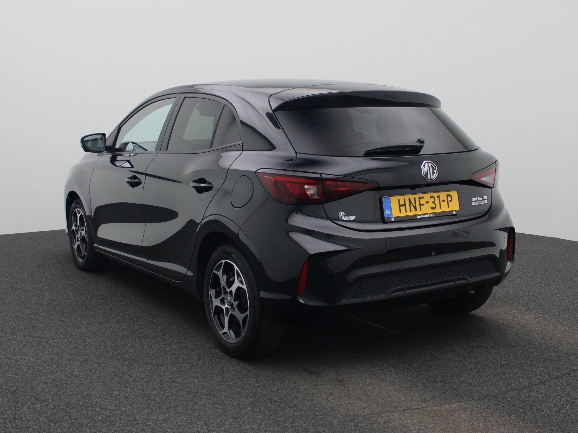 MG 3 1.5 Hybrid+ Luxury | Apple Carplay | Camera | Leder, Auto's, 194 pk, 4 cilinders, 1283 kg, Zwart