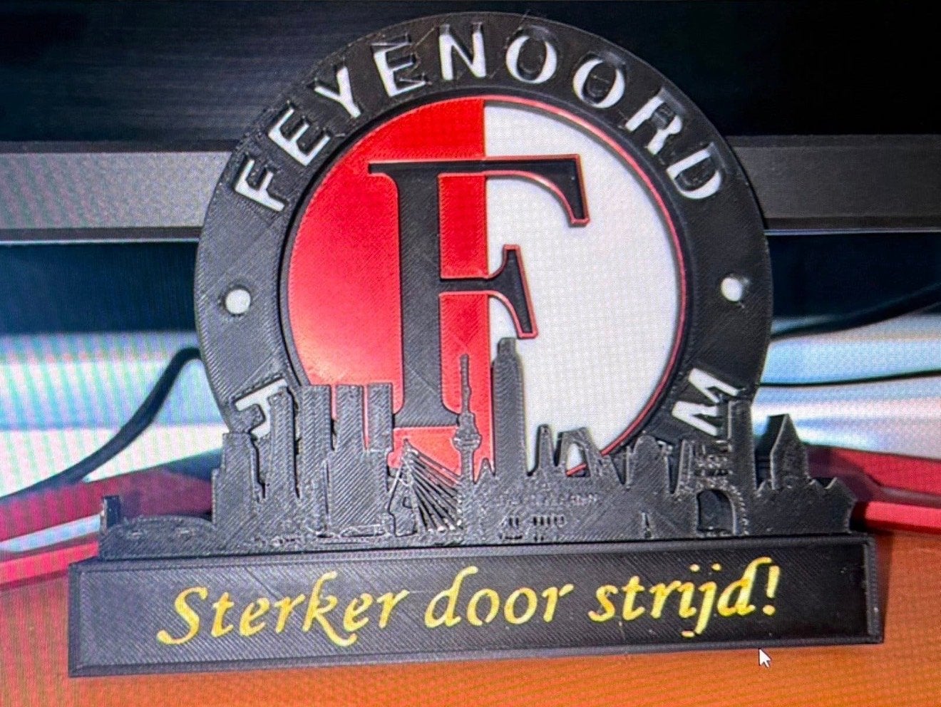 Feyenoord logo met Skyline, Meerkleurig, Kunststof, Ophalen of Verzenden, Zo goed als nieuw