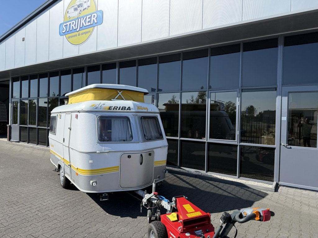 Eriba Touring Triton 418 Bed + XL zit # 4 persoon 1000KG max, Bedrijf, Treinzit, 750 - 1000 kg, Schokbreker