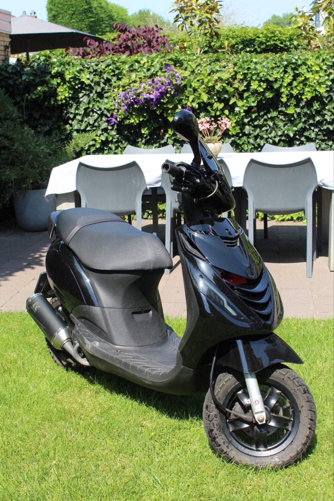 Piaggio Zip 4T iGET 2021 teruil, Ophalen, Gebruikt, Maximaal 45 km/u, Zip