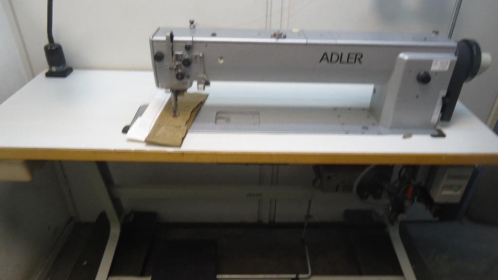 Industrie Machine Adler 3 Voudig Transport lange arm 65cm