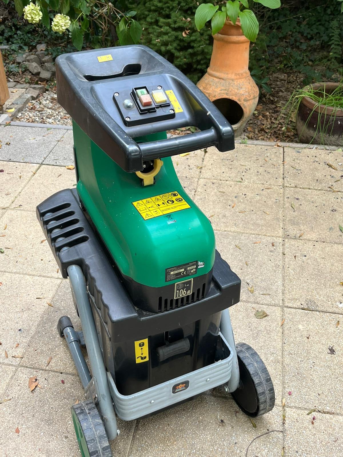 Elektrische hakselaar te koop, Ophalen, Zo goed als nieuw, Elektrisch, Met opvangzak