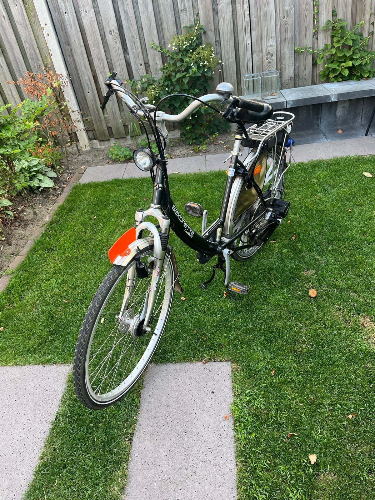 Saxonette-Spartamet snorfiets met kenteken, Fietsen en Brommers, Fietsen | Dames | Damesfietsen, Ophalen, Gebruikt, Velgrem, Sparta