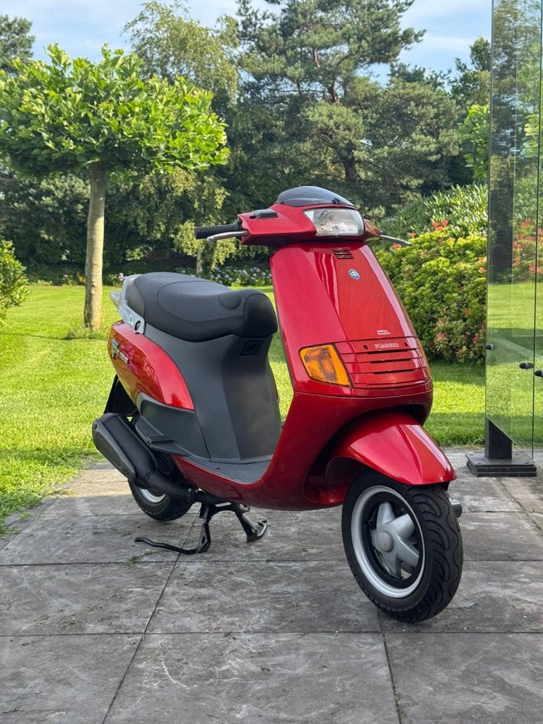 ⭐️Piaggio Skipper skr 125cc 2 takt Rood NIEUWSTAAT 4495Km⭐️