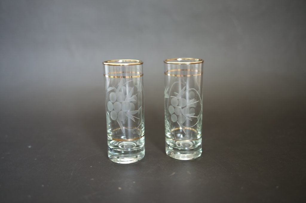 2x vintage geslepen borrelglas shott glas bol streep goud., Ophalen of Verzenden, Zo goed als nieuw, Overige typen