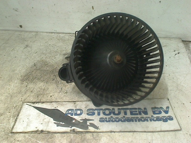 Kachel Ventilatormotor Kia Picanto (BA) 2010 9711307000, Info@kia.de, Kia Deutschland GmbH, Gebruikt, Theodor-Heuss-Allee 11, Frankfurt am Main 60486, , Duitsland