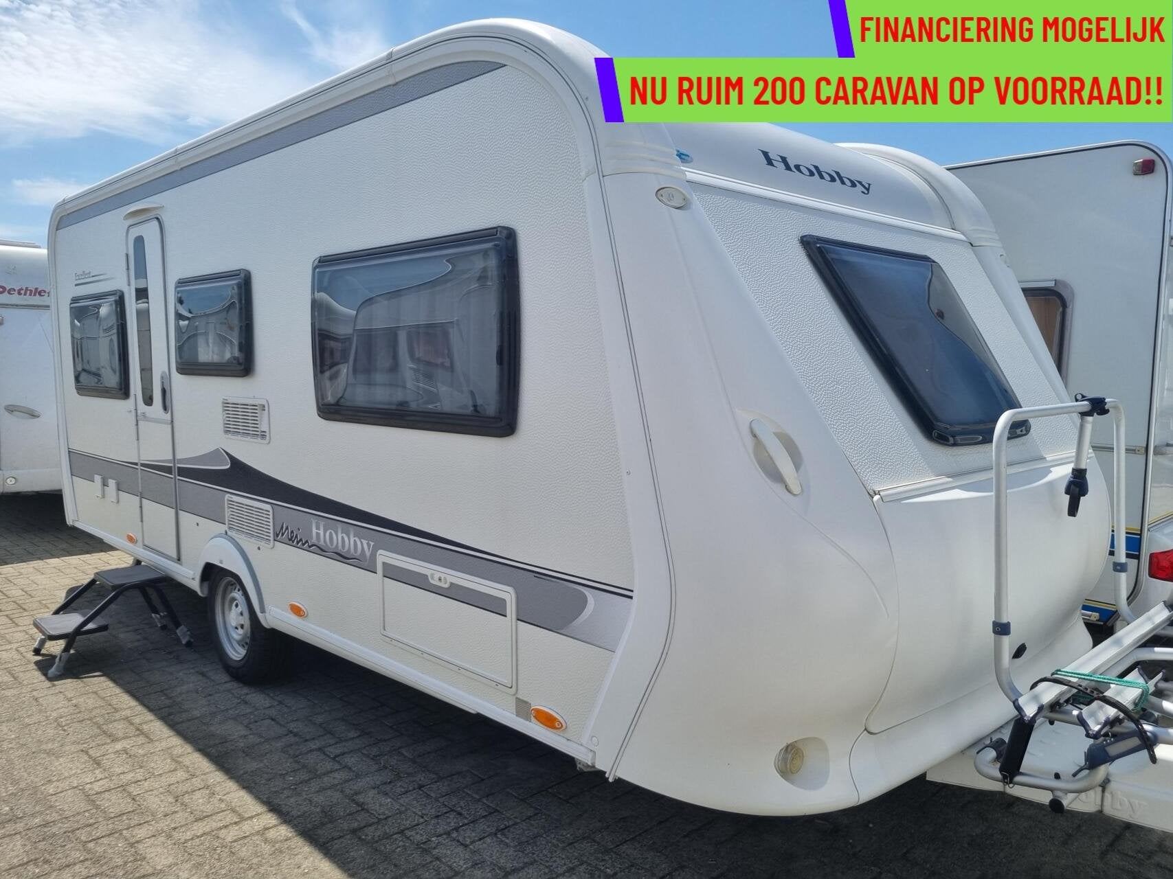 Hobby 495 UL excellent ENKELE BEDDEN + VOORTENT + FIETSENDR, Hordeur, Rondzit, Hobby, 7 tot 8 meter
