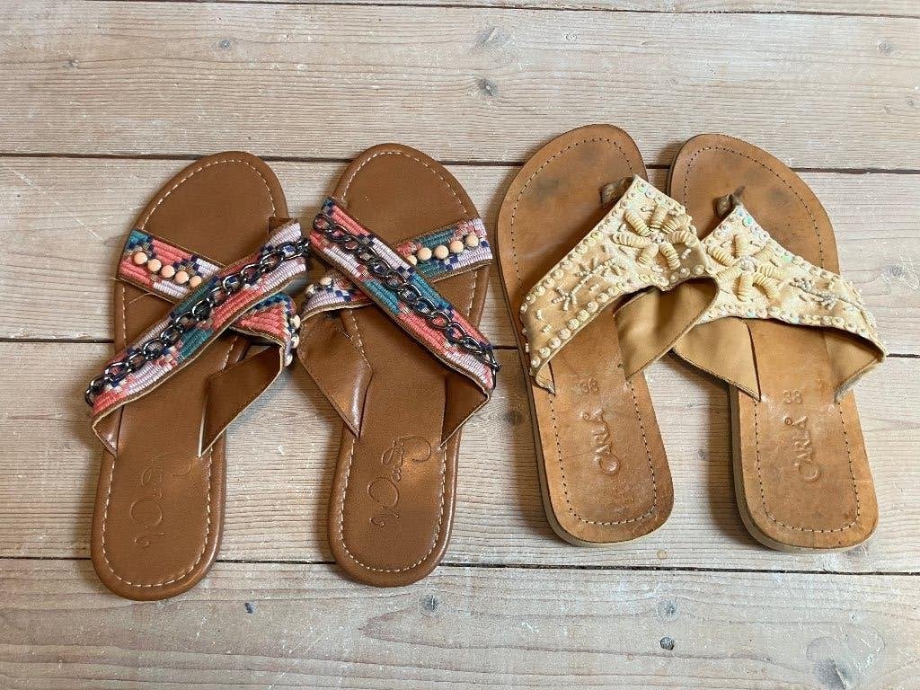 Ibiza teenslippers en instappers merk Carla en Wendy maat 38, Slippers, Beige, Ophalen of Verzenden, Carla