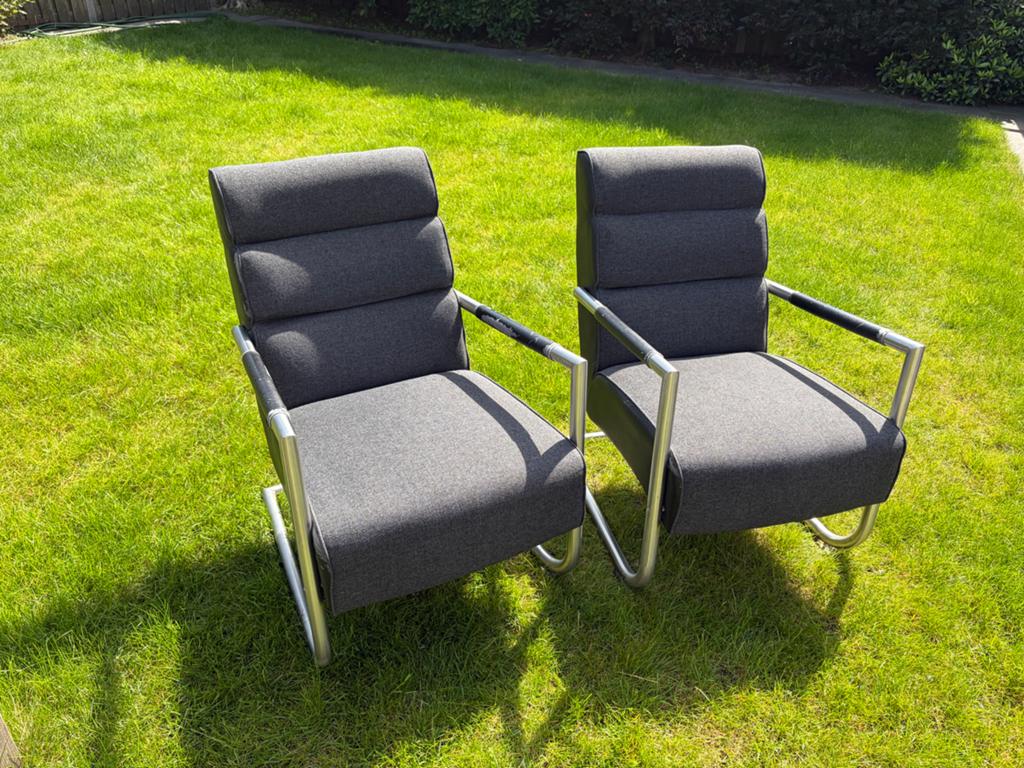 Set van 2 COCOON fauteuils - Grijs met metalen frame, Gebruikt, Twee, Ophalen of Verzenden, Metaal