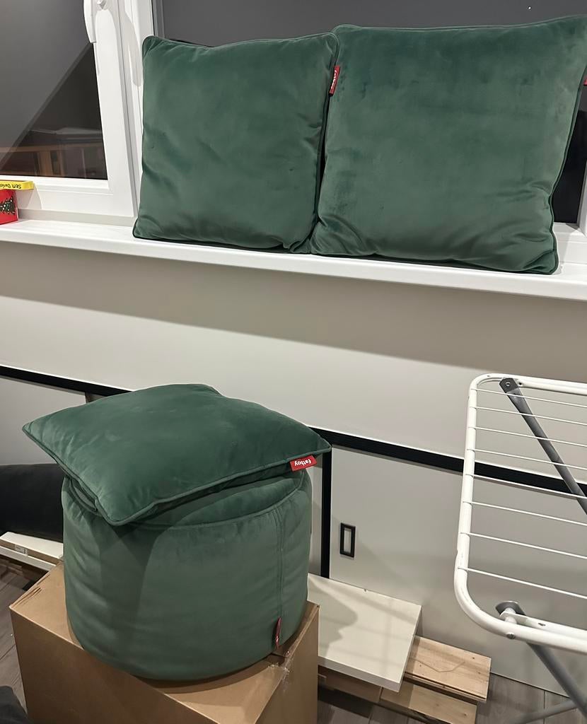 Fatboy velvet set: 1 pouf en 3 square en 1 king pillow, Huis en Inrichting, Woonaccessoires | Kussens, Ophalen of Verzenden, Zo goed als nieuw