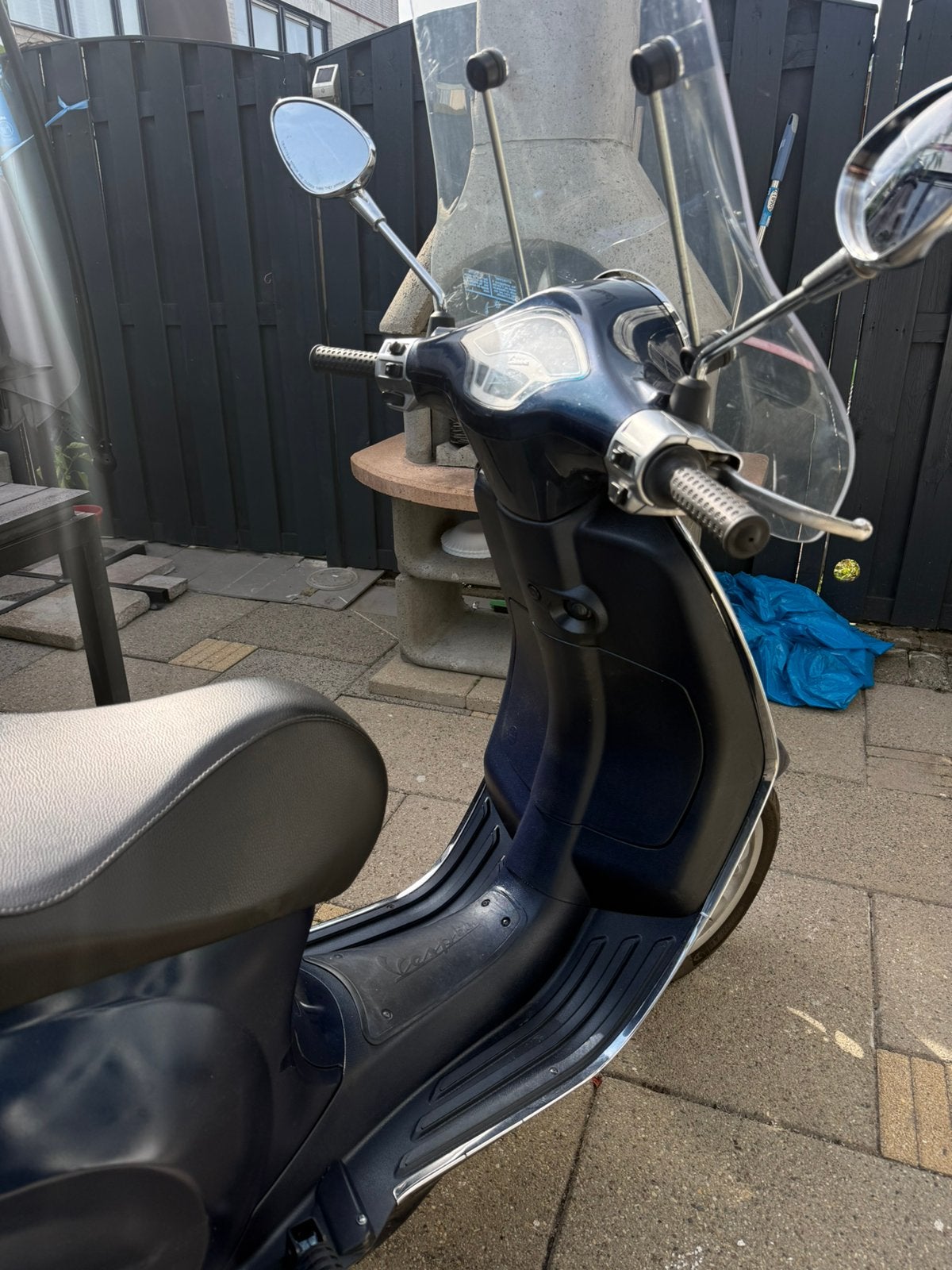 Vespa scooter, Fietsen en Brommers, Scooters | Vespa, Ophalen, Zo goed als nieuw, Benzine, Overige modellen