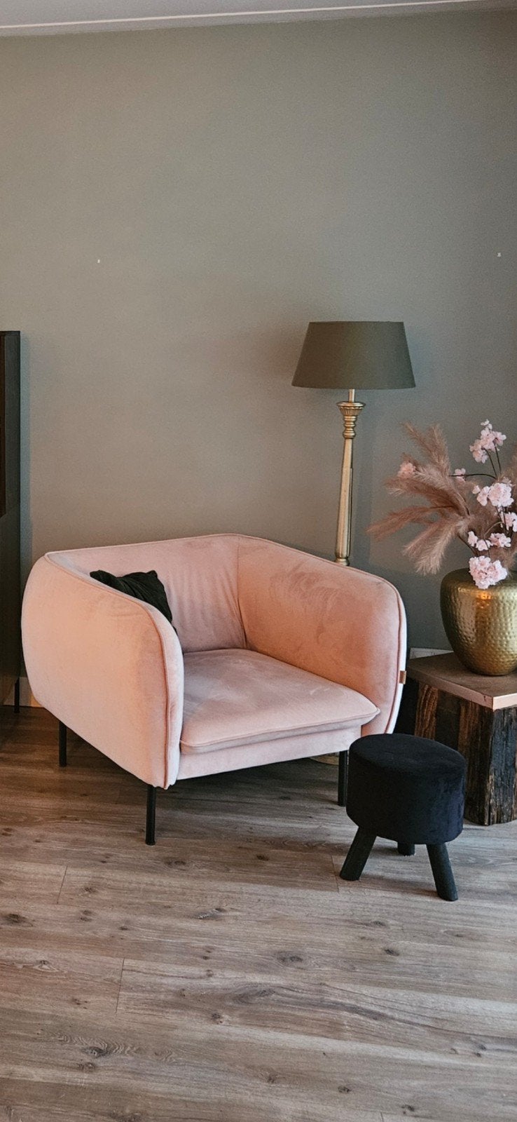 Roze fluwelen fauteuil  Emma van Karwei, Ophalen, Gebruikt, Modern, Elegant, Fluweel, 75 tot 100 cm